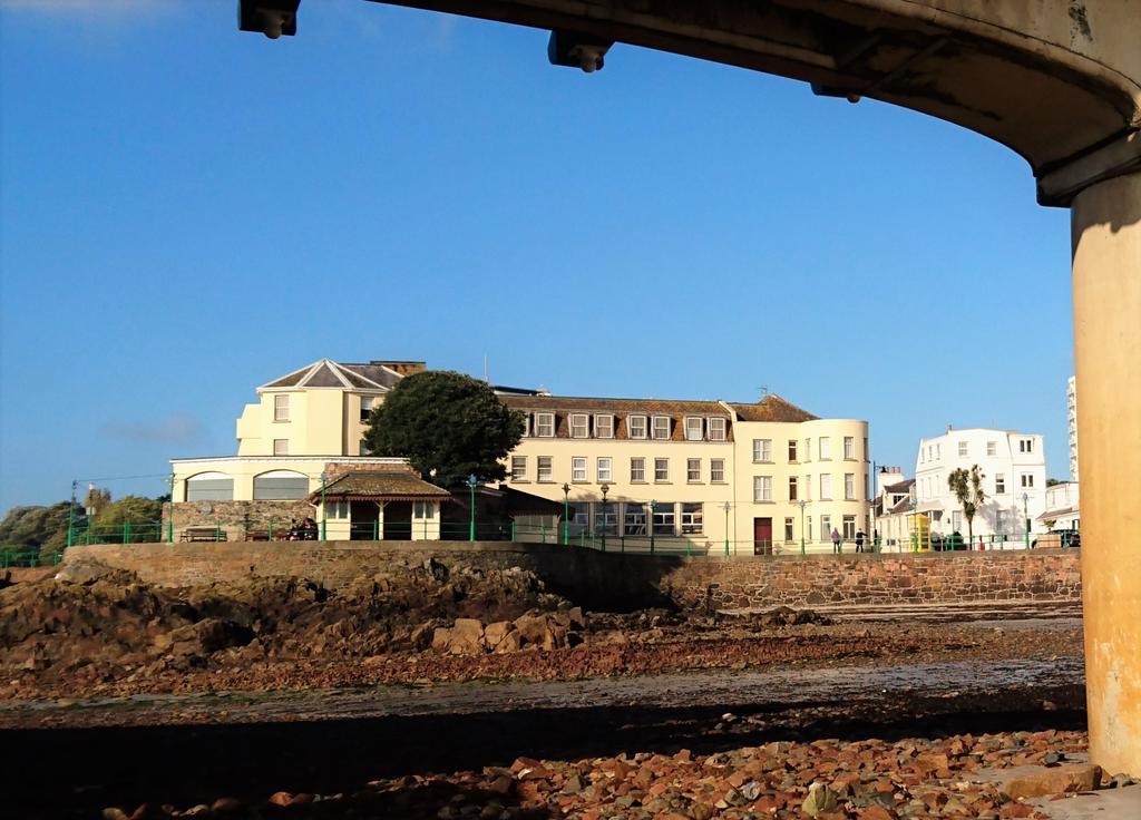 Fort D'Auvergne Hotel Saint Helier Jersey エクステリア 写真