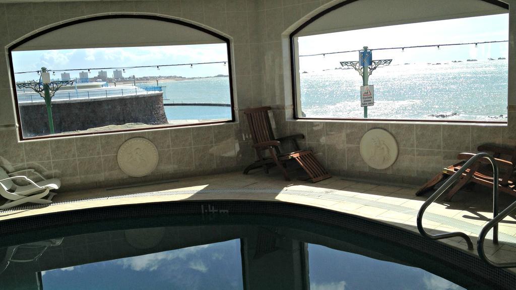 Fort D'Auvergne Hotel Saint Helier Jersey エクステリア 写真